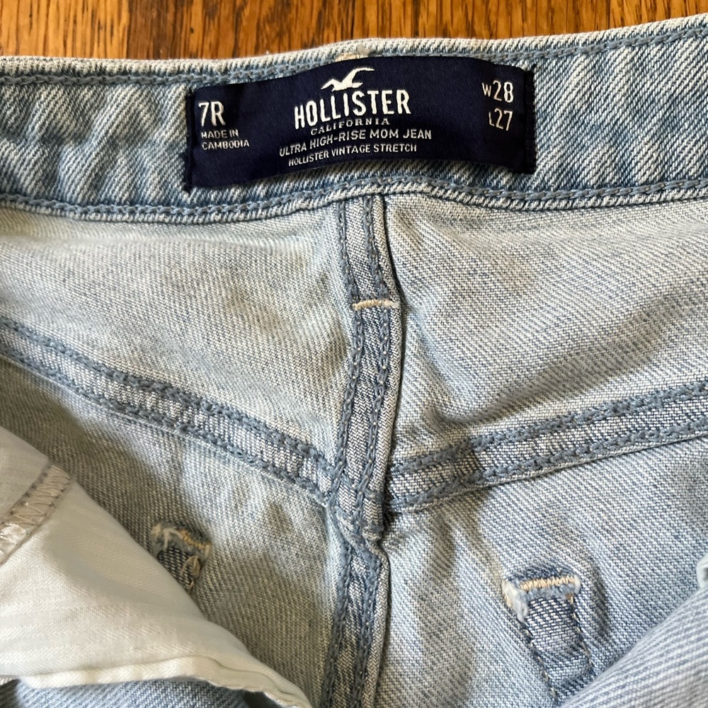 Hollister women’s jeans worn once